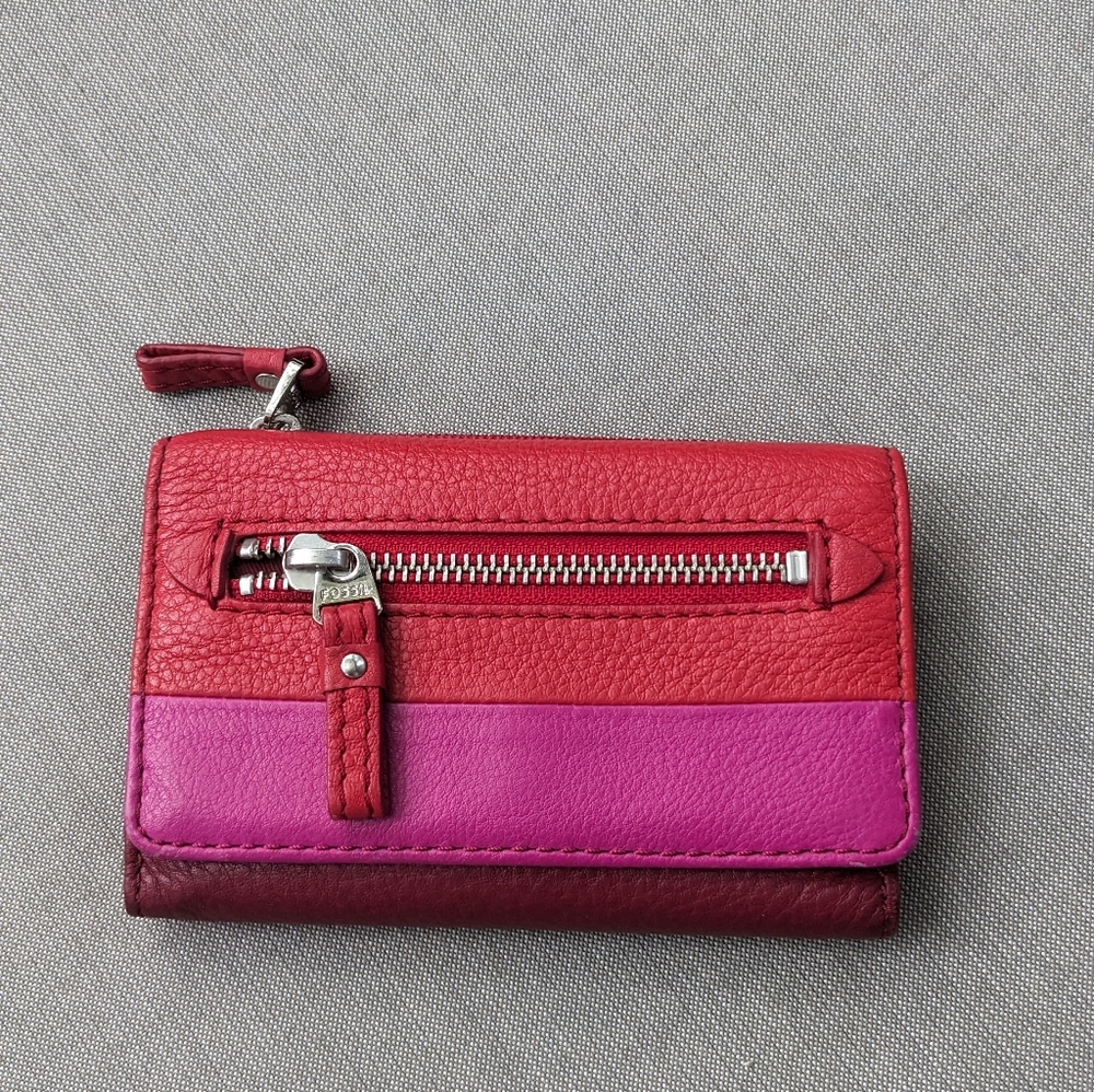 Fossil Tri-Colored Block Pebbled Leather Wallet - image 1